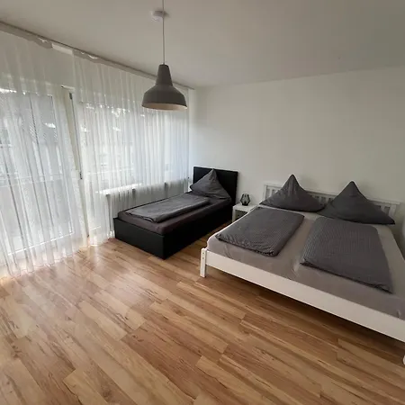 Reiheneckhaus Mit Garten Und Terasse * Tettnang